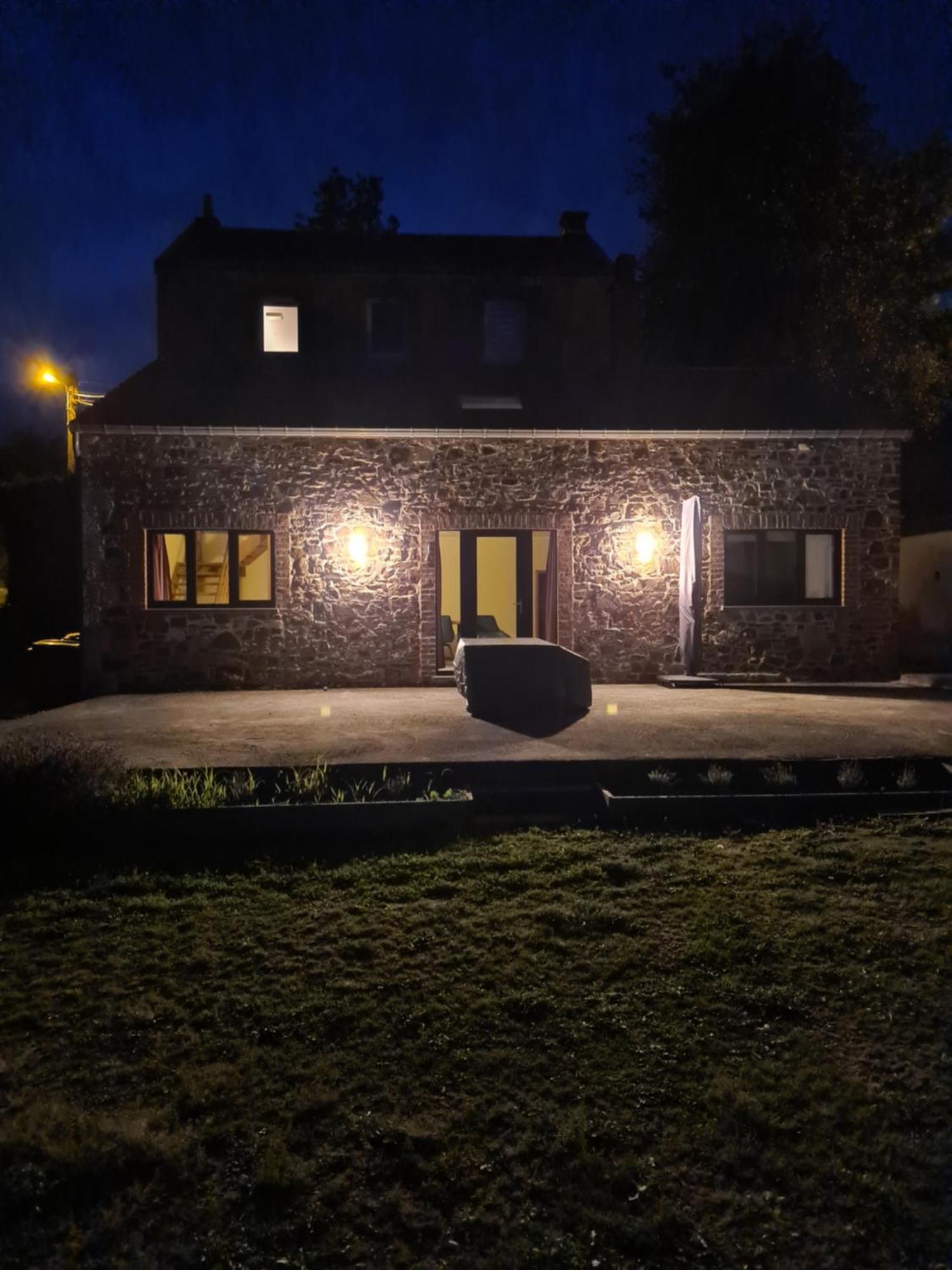 Le Lombry Holiday home *
